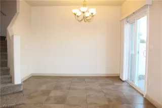 Photo #6: 2174424 Listing