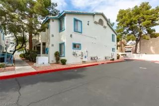 Photo #2: 2174444 Listing 