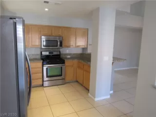 Photo #3: 2174446 Listing 