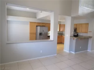 Photo #6: 2174446 Listing 