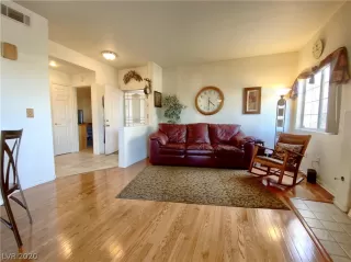 Photo #6: 2174490 Listing 