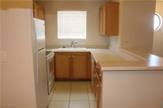 Photo #5: 2174510 Listing 