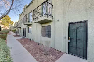 Photo #2: 2174577 Listing 