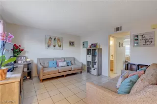 Photo #4: 2174577 Listing 