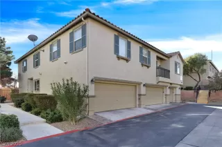 Photo #1: 2174667 Listing