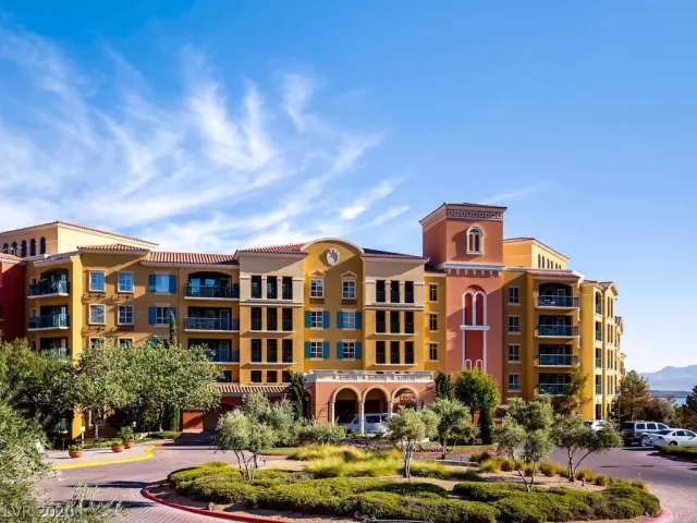 MLS: 2174681 Condo For Sale