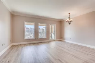 Photo #6: 2174681 Listing