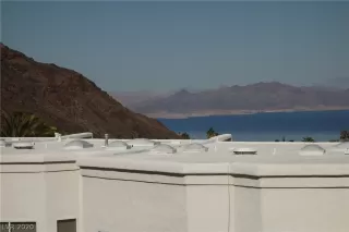 Photo #2: 2174880 Listing