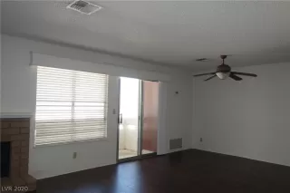 Photo #4: 2174880 Listing