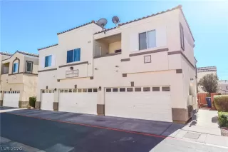 Photo #1: 2175039 Listing 