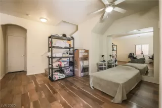 Photo #3: 2175039 Listing 