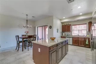 Photo #5: 2175065 Listing 