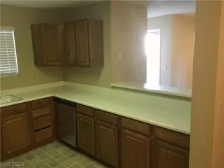 Photo #1: 2175076 Listing 