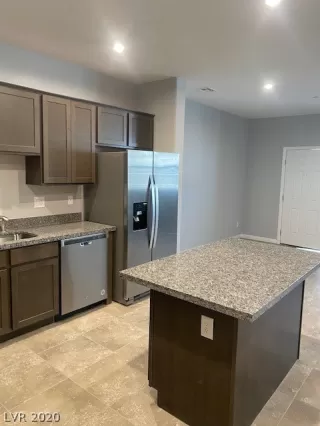 Photo #3: 2175116 Listing 