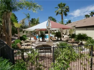 Photo #2: 2175204 Listing