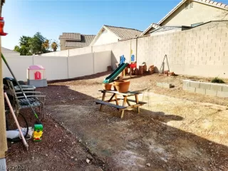 Photo #6: 2175228 Listing 