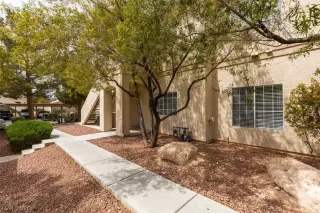 Photo #1: 2175233 Listing