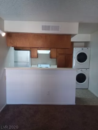 Photo #5: 2175321 Listing 