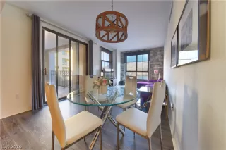 Photo #1: 2175443 Listing 