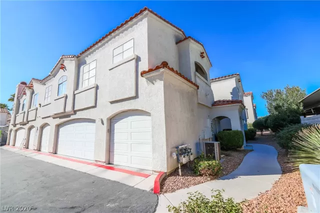MLS: 2175475 Condo For Sale
