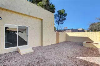 Photo #4: 2175524 Listing