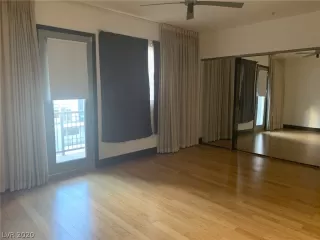 Photo #2: 2175551 Listing 