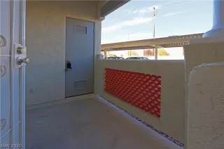 Photo #2: 2175567 Listing