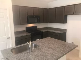 Photo #3: 2175574 Listing 