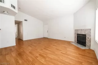 Photo #6: 2175609 Listing