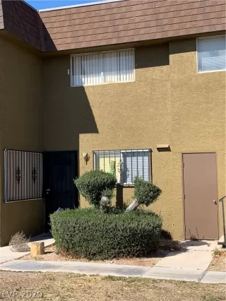 Photo #1: 2175628 Listing 