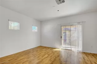 Photo #6: 2175667 Listing 