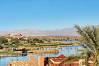 Photo #1: 2175694 Listing