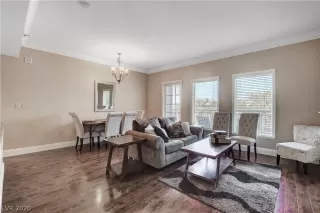 Photo #2: 2175694 Listing