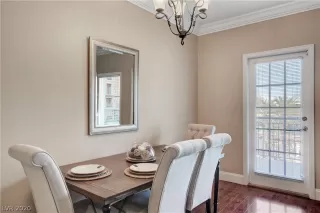 Photo #3: 2175694 Listing