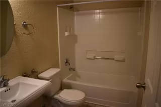 Photo #4: 2175734 Listing 