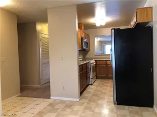 Photo #5: 2175736 Listing 