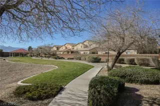 Photo #5: 2175757 Listing 