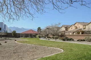 Photo #6: 2175757 Listing 