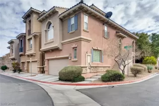 Photo #1: 2175782 Listing