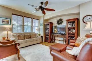 Photo #6: 2175782 Listing