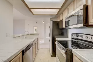 Photo #2: 2175834 Listing 