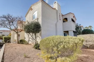 Photo #5: 2175834 Listing 