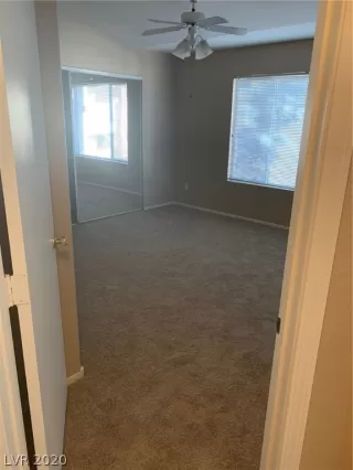 Photo #5: 2175854 Listing