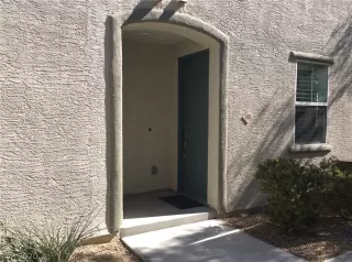 Photo #2: 2175898 Listing