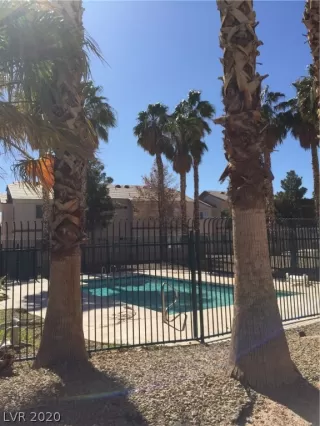 Photo #3: 2175981 Listing