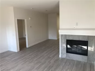 Photo #1: 2176098 Listing