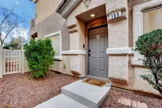 Photo #2: 2176104 Listing