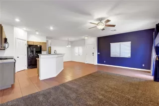 Photo #6: 2176104 Listing