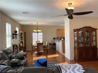 Photo #5: 2176199 Listing 