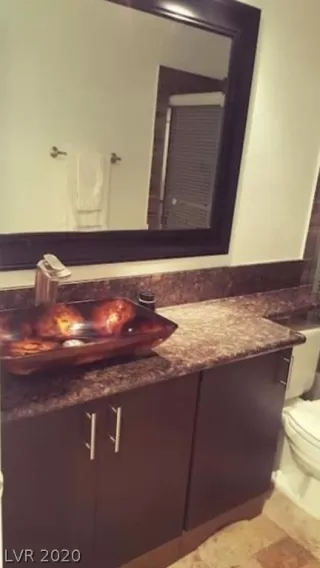 Photo #6: 2176209 Listing